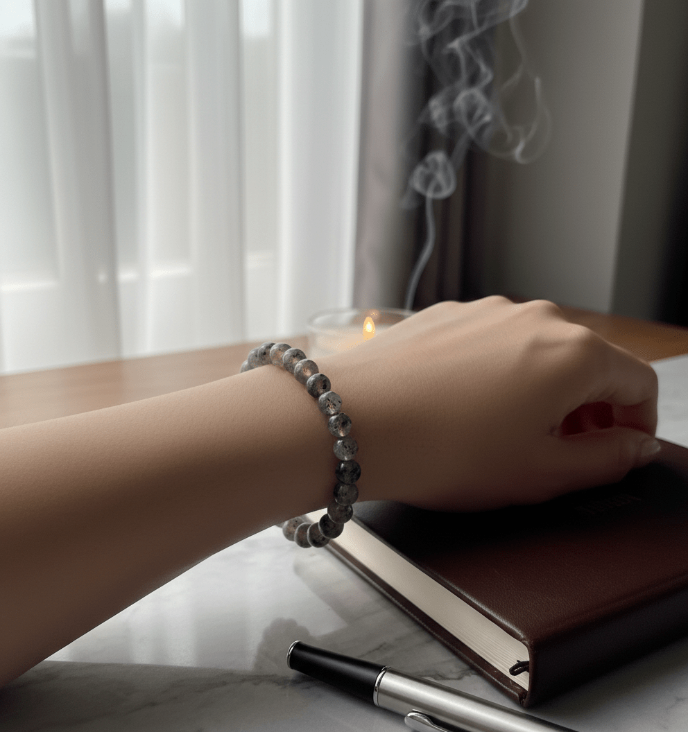 Yooperlite Crystal Bracelet – Find Your Clarity & Inner Calm - ModernEnergyLab.com