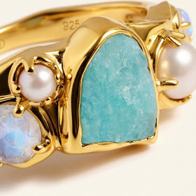 Amazonite Pearl Moonstone Ring Set surface detail in natural light