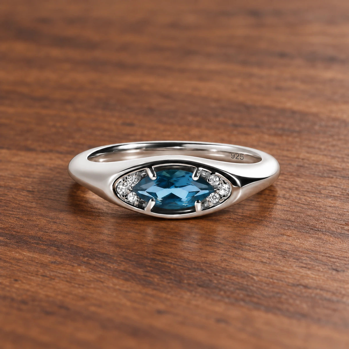 Clear Horizon blue topaz eye ring, silver main