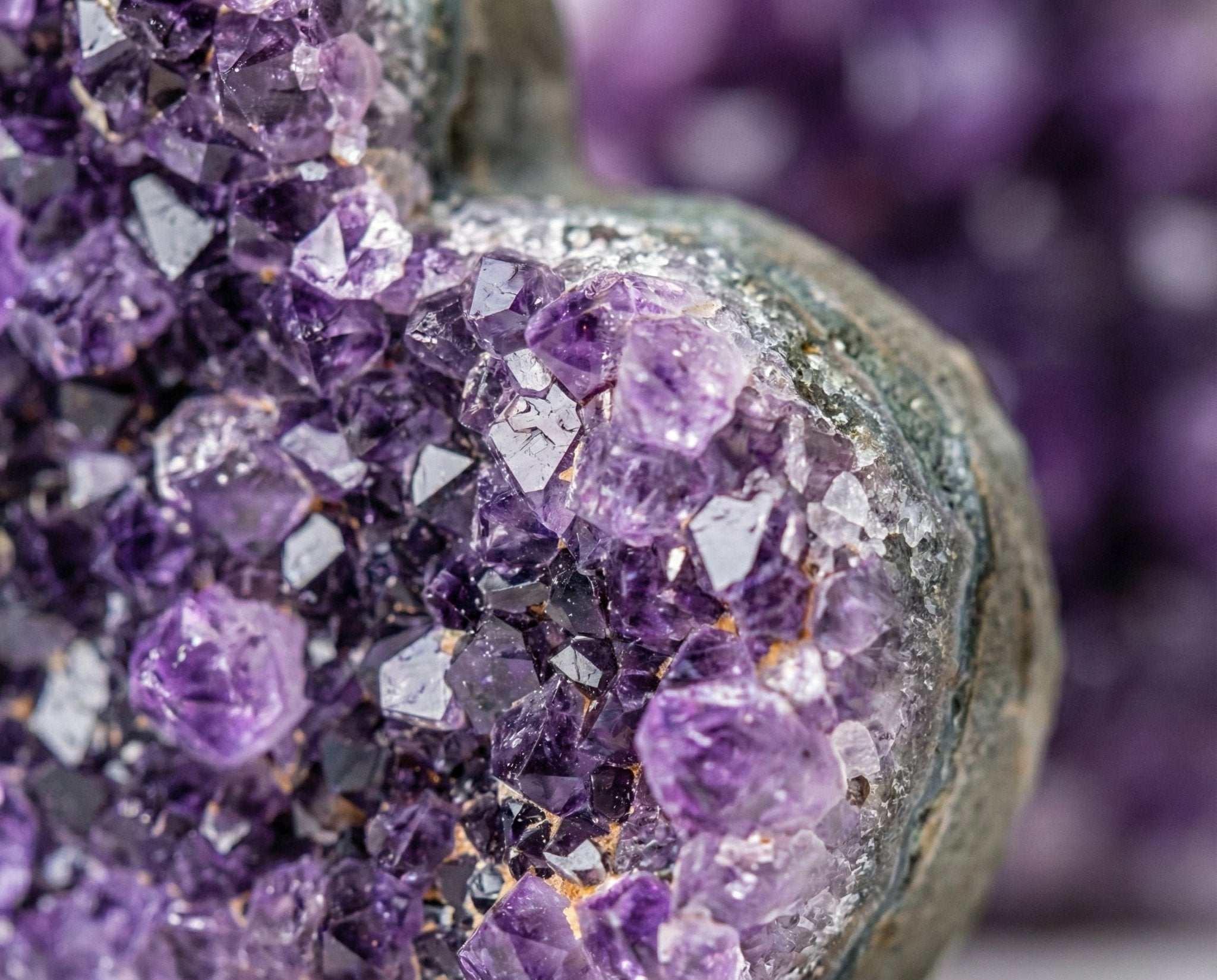 Radiant Amethyst Heart Geode - A Sanctuary of Peace & Love - ModernEnergyLab.com
