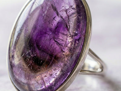The 'Serene Focus' Ring: Genuine Oval Amethyst Cabochon in Sterling Silver - ModernEnergyLab.com
